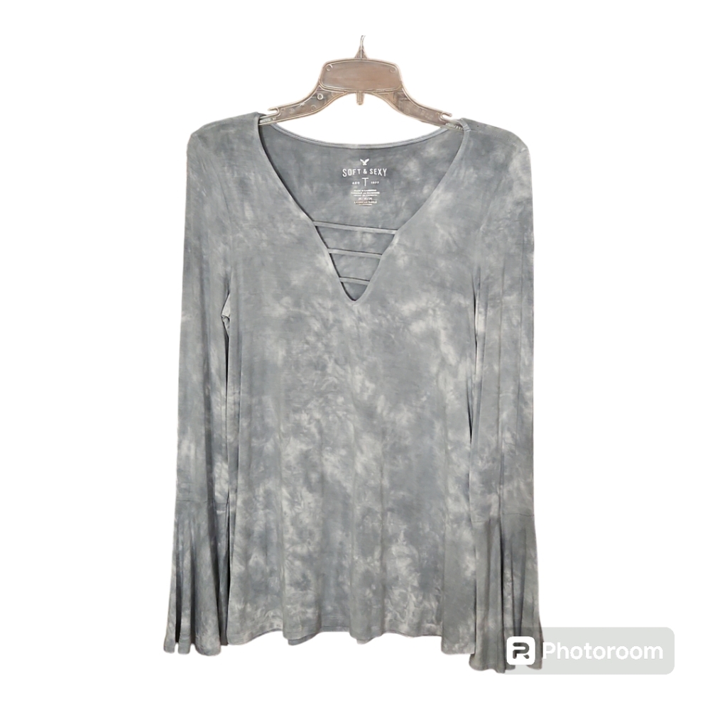 American Eagle Bell Sleeve Top